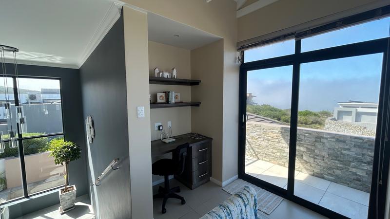 4 Bedroom Property for Sale in Pinnacle Point Golf Estate Western Cape